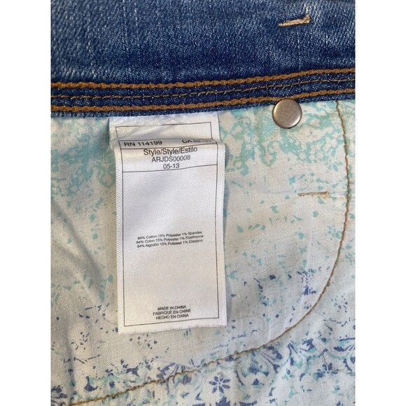 ROXY Juniors Size 9/29 Embroidered BOHO Southwest Print Jeans Shorts Frayed Hems - Picture 8 of 14